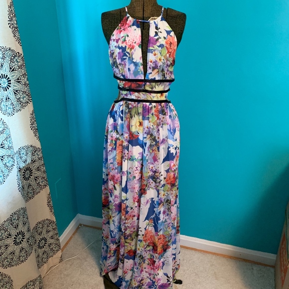 Express Floral Floor-Length Gown - Picture 1 of 5
